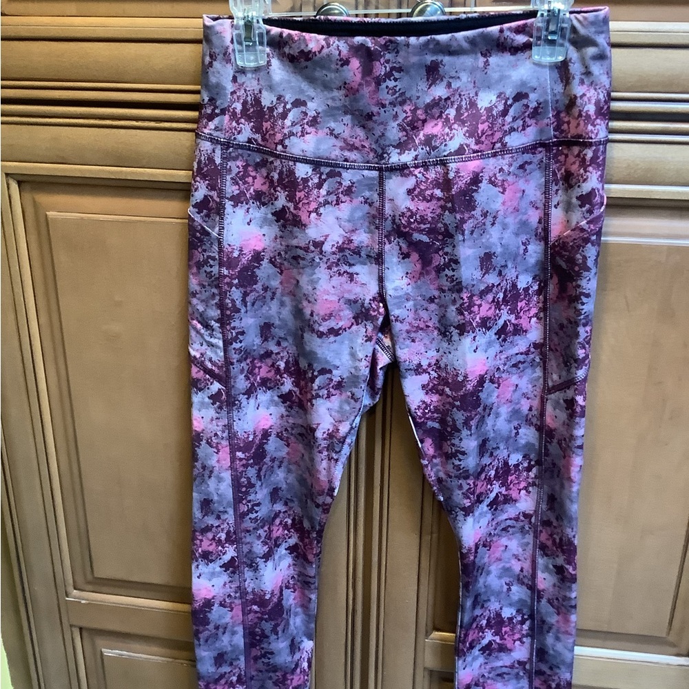 VOGO CAPRIS WORKOUT PANTS 👩